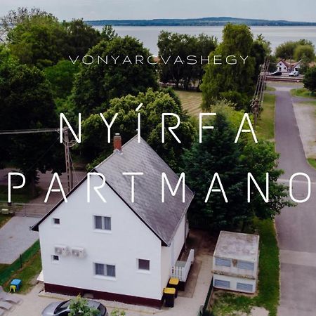 Nyirfa Apartman Vonyarcvashegy Exterior foto