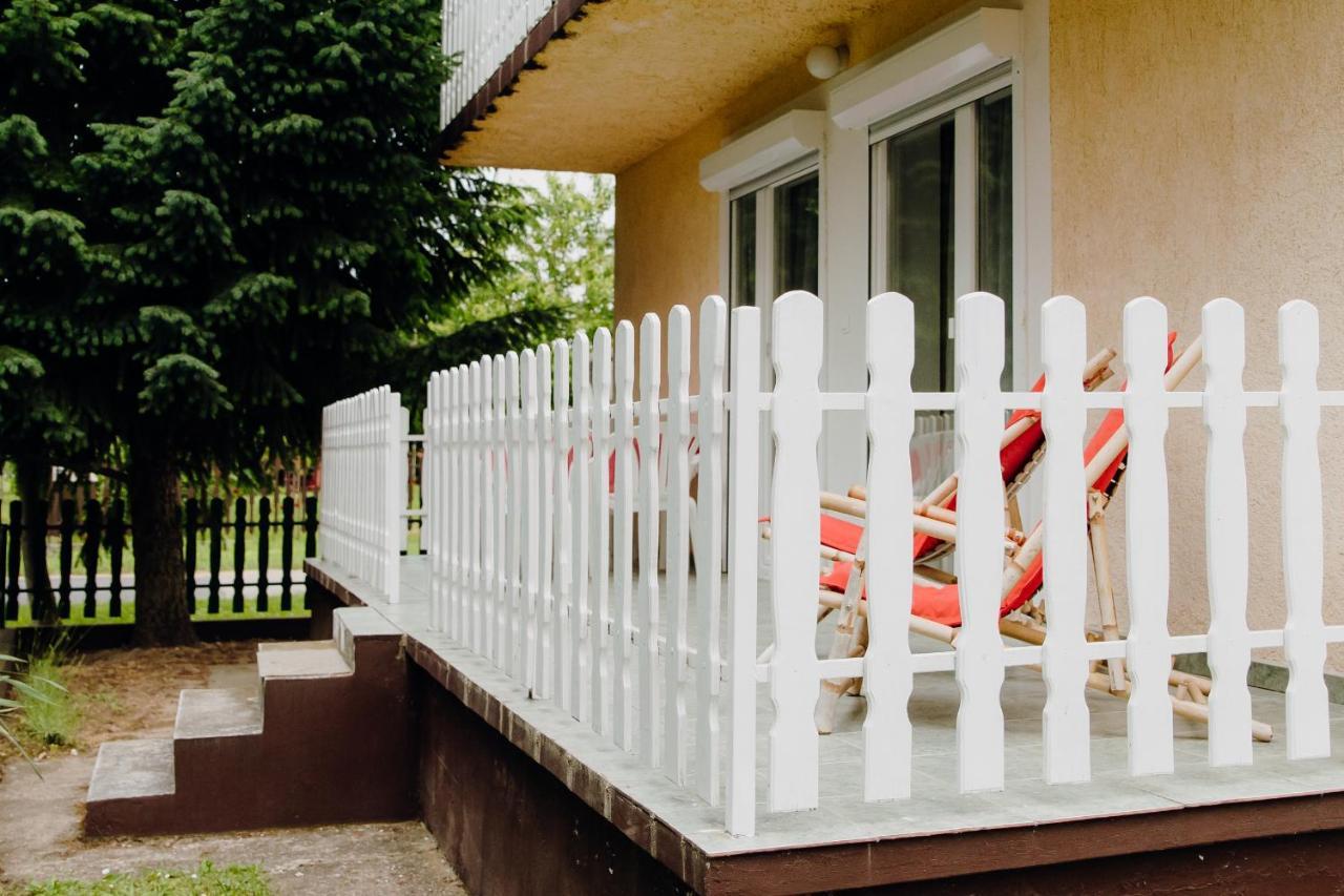 Nyirfa Apartman Vonyarcvashegy Exterior foto