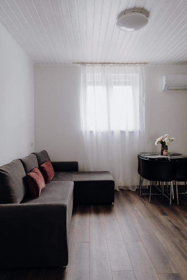 Nyirfa Apartman Vonyarcvashegy Exterior foto